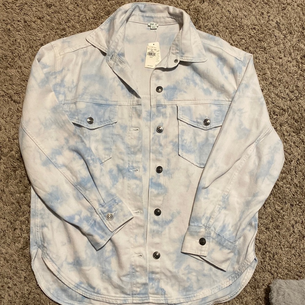 Brand new Aerie jean jacket (medium)